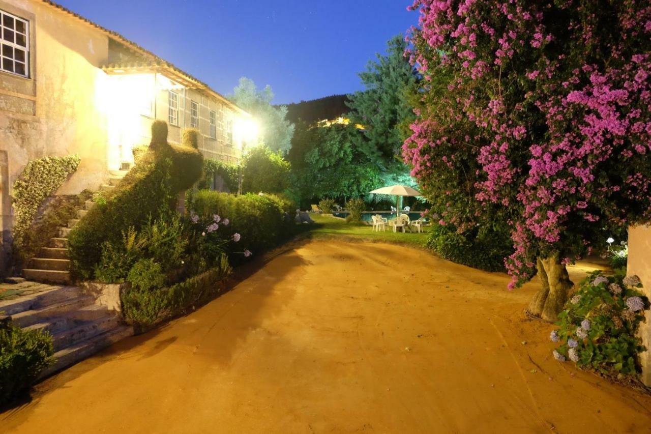 Casa Dos Assentos De Quintiaes Bed & Breakfast Barcelos Eksteriør bilde